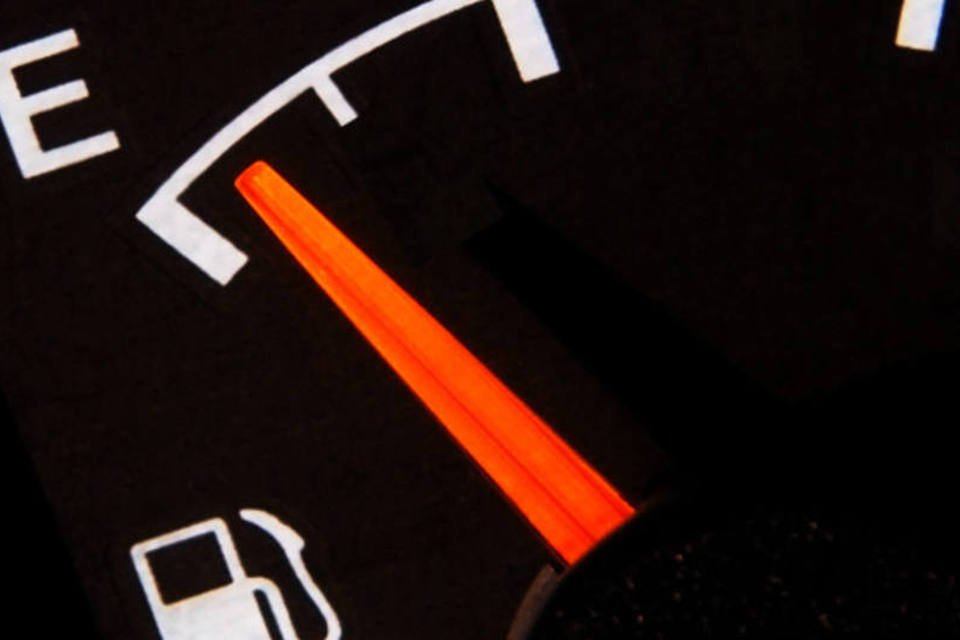 Relação entre etanol e gasolina sobe a 66,14%, diz Fipe