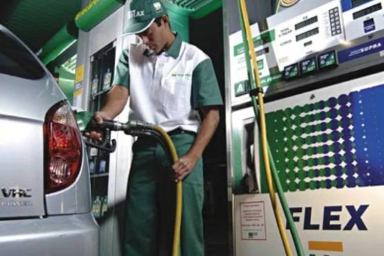 Posto BR: megaoferta de ações da empresa movimentou R$ 120 bilhões (.)