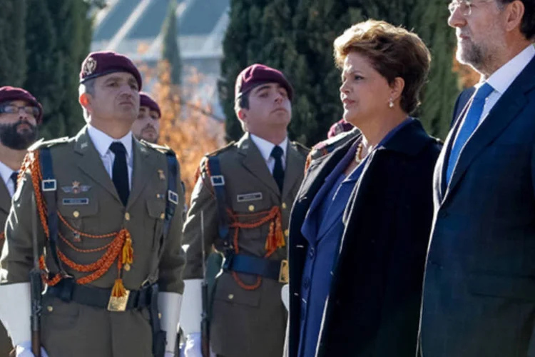 
	Dilma Rousseff durante encontro com o premi&ecirc; Mariano Rajoy, em Madri: Presidente qualificou de &quot;franca e produtiva&quot; sua reuni&atilde;o
 (Roberto Stuckert Filho/PR)