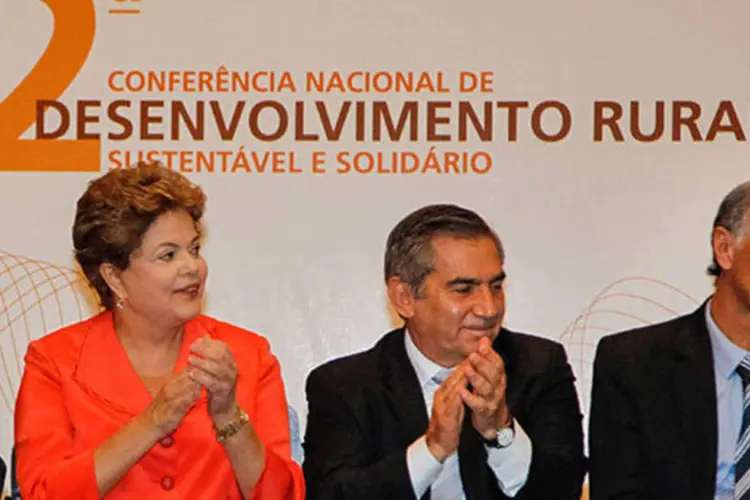 
	Dilma Rousseff durante lan&ccedil;amento do Plano Brasil Agroecol&oacute;gico: o programa visa ampliar a produ&ccedil;&atilde;o e o consumo de alimentos org&acirc;nicos e agroecol&oacute;gicos
 (Roberto Stuckert Filho/PR)