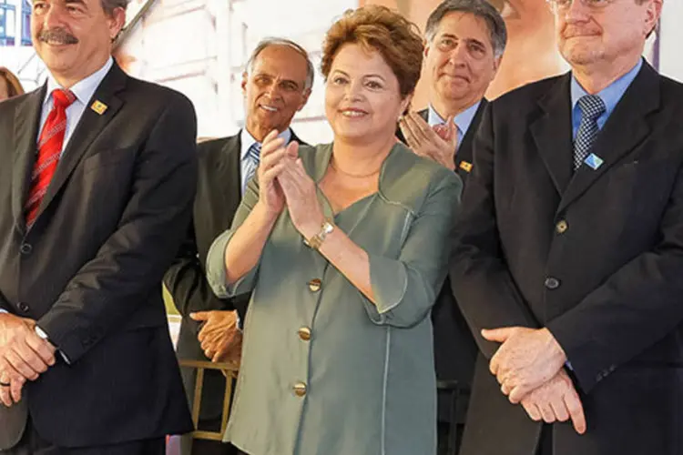 
	Dilma Rousseff durante cerim&ocirc;nia de inaugura&ccedil;&atilde;o e contrata&ccedil;&atilde;o de unidades municipais de educa&ccedil;&atilde;o infantil, em BH
 (Roberto Stuckert Filho/PR)