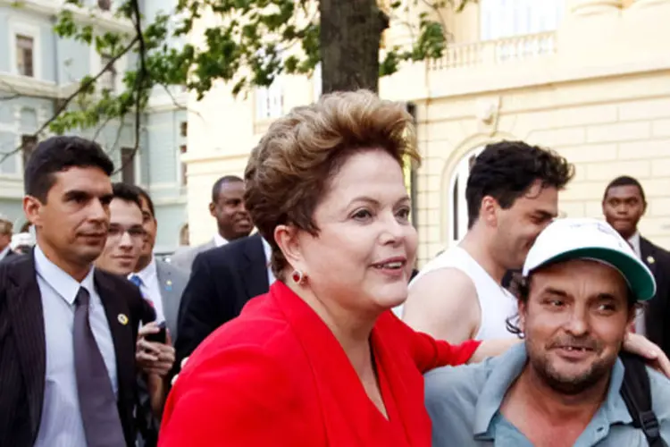 Presidenta Dilma Rousseff durante passeio na Praça da Liberdade, em Belo Horizonte (Roberto Stuckert Filho/PR)