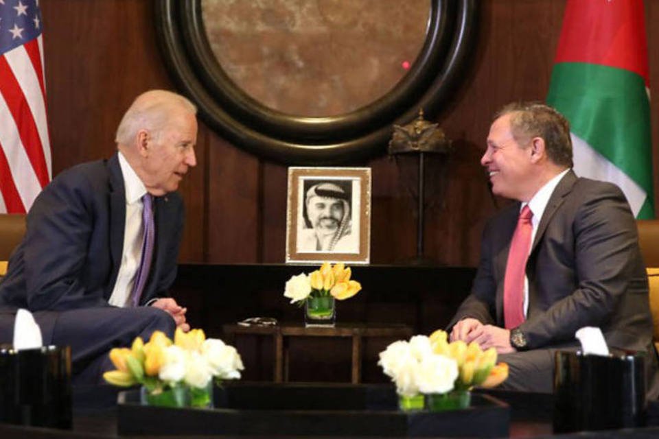 Biden chega à Jordânia para tratar luta antiterrorista