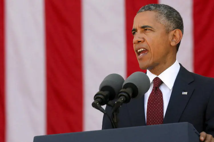 
	Obama: &quot;Podemos pedir interven&ccedil;&otilde;es telef&ocirc;nicas dos chamados suspeitos lobos solit&aacute;rios que n&atilde;o t&ecirc;m por que estar diretamente vinculados a um grupo terrorista&quot;
 (Jonathan Ernst/Reuters)