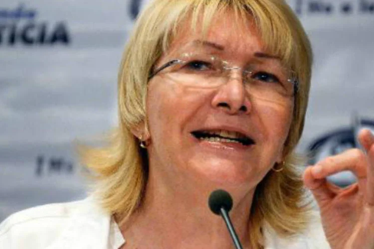 
	Procuradora-geral da Venezuela: &quot;E os Estados Unidos s&atilde;o a pol&iacute;cia do mundo? Quem deu a eles a autoridade de punir as pessoas, punir os governos, punir os Estados?&quot;, perguntou Ortega D&iacute;az
 (AFP/Arquivos)