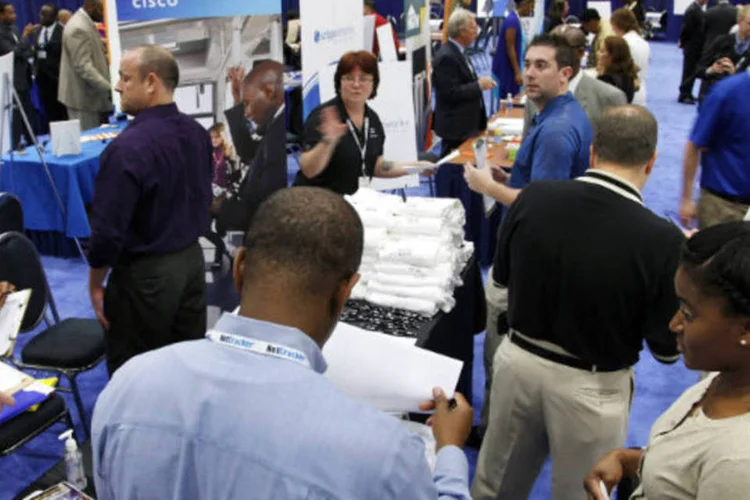 
	Feira de empregos em Washington, nos Estados Unidos: o setor privado criou 202 mil vagas em junho, se responsabilizando integralmente pelo resultado positivo do m&ecirc;s passado
 (REUTERS/Jonathan Ernst//Reuters)