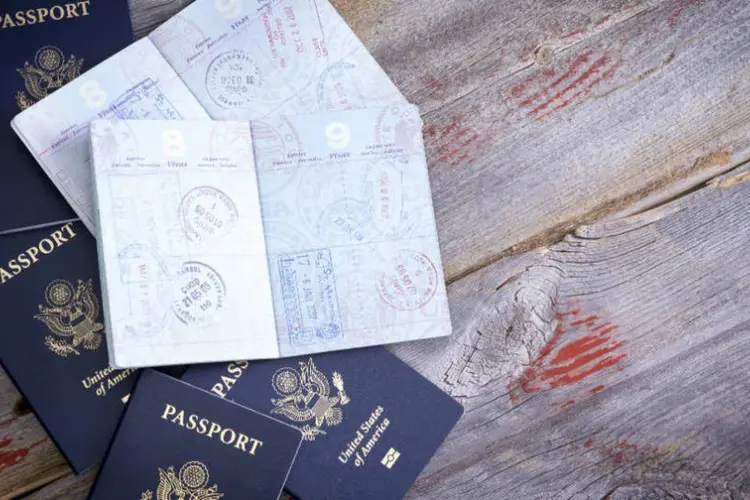 Passaportes: os serviços serão retomados amanhã (Thinkstock/Thinkstock)