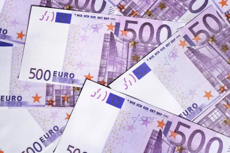 
	Euro: segundo a Europol, as c&eacute;dulas de 500 euros representam um ter&ccedil;o de todo o montante em euros em circula&ccedil;&atilde;o
 (Thinkstock/Mitrija)