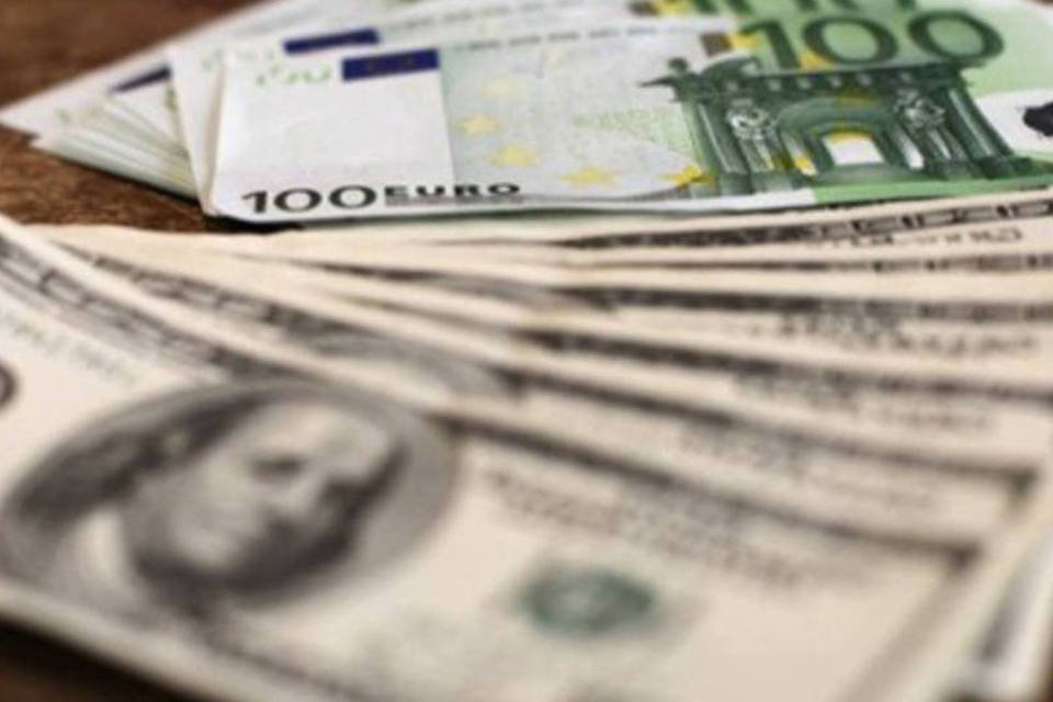 Euro cai a US$ 1,28 por temor de contágio da crise grega