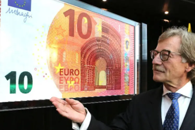 Yves Mersch: membro do BCE afirmou que a autoridade monetária agirá com cautela no que diz respeito a política monetária (Hannelore Foerster/Getty Images)