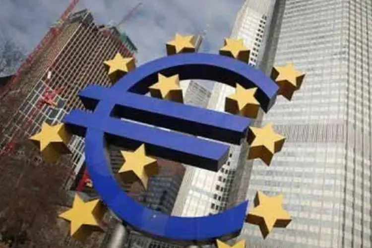 Zona do euro: confiança econômica nos 19 países que usam o euro caiu pelo terceiro mês consecutivo em março (Daniel Roland/AFP)