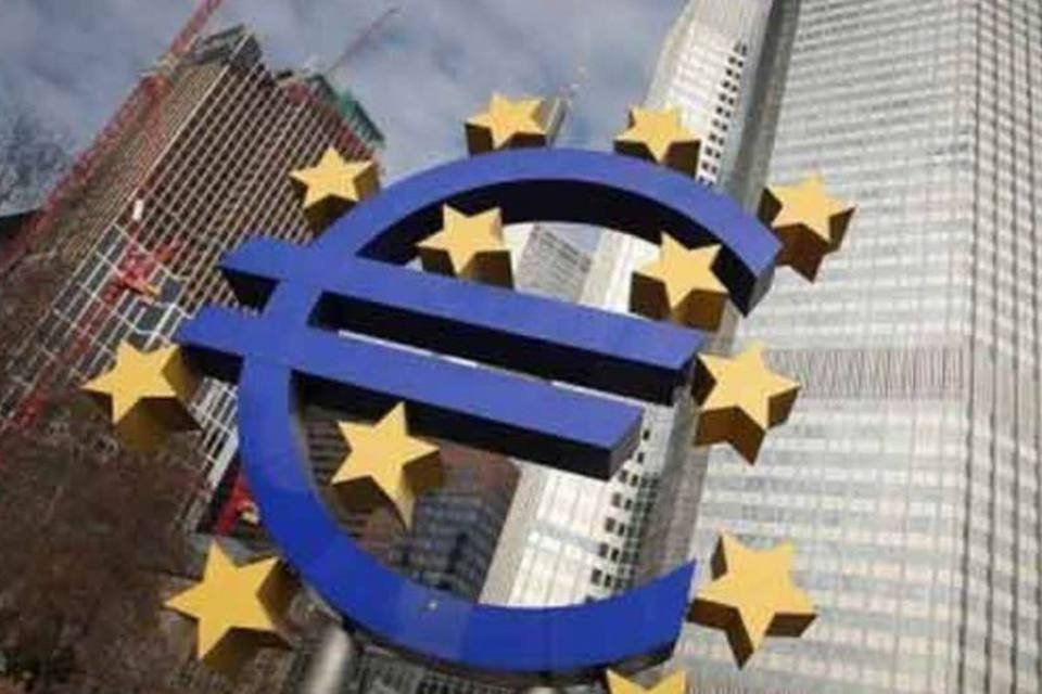 Confiança na zona do euro cai e traz dúvidas sobre crescimento