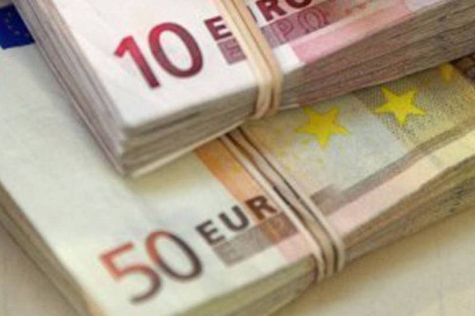 Espanha capta € 3,906 bilhões em emissão de títulos
