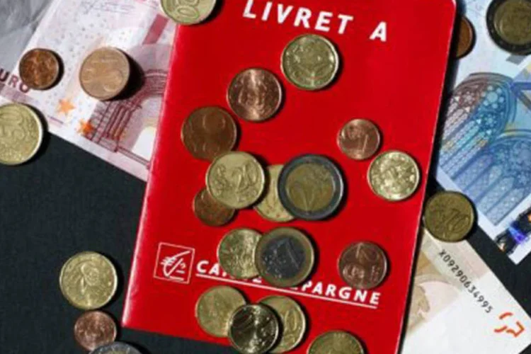 Euro: já a dívida pública do país aumentou 43,2 bilhões de euros e alcançou assim 91% do PIB durante o segundo trimestre de 2012 (Guillaume Baptiste/AFP)