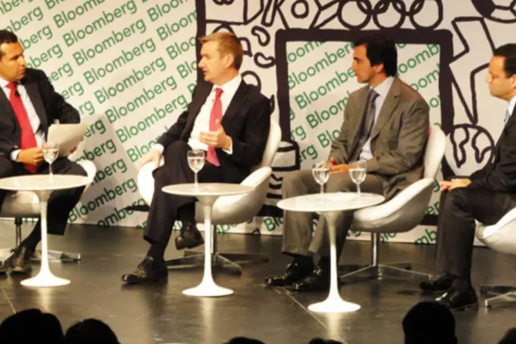 Da esquerda para direita, Francisco Marcelino (Bloomberg), Robert Ellison (Shearman & Sterling), Flávio Dall’acqua (Constellation) e Alan Gandelman (ICAP Brazil) (Marcel Salim/EXAME.com)