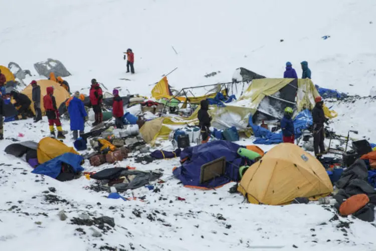 
	Acampamento-base no Monte Everest, atingido pelo terremoto do Nepal
 (REUTERS/6summitschallenge.com)