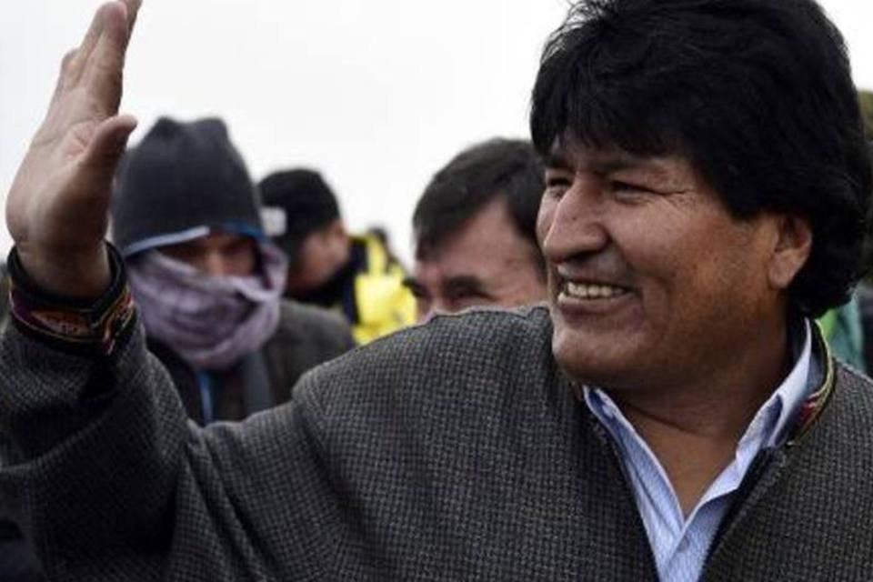 Morales assume 3º mandato na Bolívia sob fantasma da crise