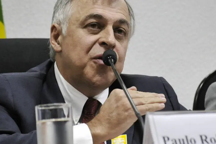 
	Paulo Roberto Costa, ex-diretor da Petrobras: nos bastidores, integrantes da CPI da base governista acreditam que o depoimento na comiss&atilde;o produzir&aacute; &quot;mais luz do que calor&quot;
 (Geraldo Magela/Agência Senado)