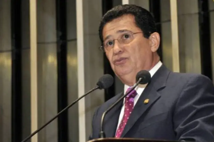De acordo com o presidente da legenda, senador Alfredo Nascimento, não haverá posição dúbia com o governo a partir do mês que vem (José Cruz/ABr)