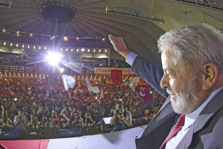 
	Ex-presidente Luis In&aacute;cio Lula da Silva em evento pela educa&ccedil;&atilde;o em S&atilde;o Paulo, dia 8 de abril de 2016
 (Ricardo Stuckert/ Instituto Lula/Fotos Públicas)