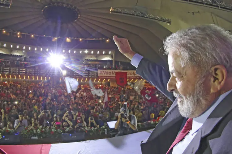 
	Lula em evento pela educa&ccedil;&atilde;o: ele citou que o governo federal triplicou o or&ccedil;amento no Minist&eacute;rio da Educa&ccedil;&atilde;o em dez anos
 (Ricardo Stuckert/ Instituto Lula/Fotos Públicas)