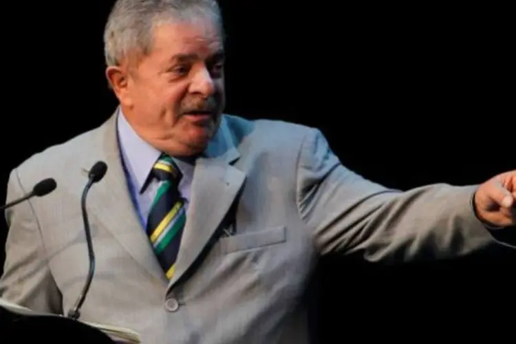 
	Ex-presidente Lula em palestra: ao jornal La Naci&oacute;n, ele disse n&atilde;o temer ser julgado por conta do esc&acirc;ndalo
 (Edgard Garrido/Reuters)