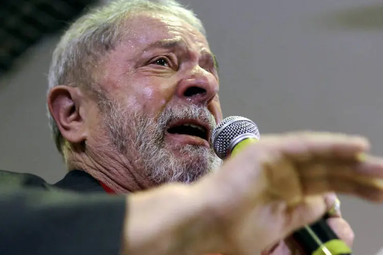 
	Lula: segundo Delc&iacute;dio, durante o mensal&atilde;o, Lula &#39;abra&ccedil;ou&#39; o PMDB para evitar impeachment e Corr&ecirc;a colocou o petista no centro do esquema de cargos da Petrobras
 (Fernando Donasci / Reuters)