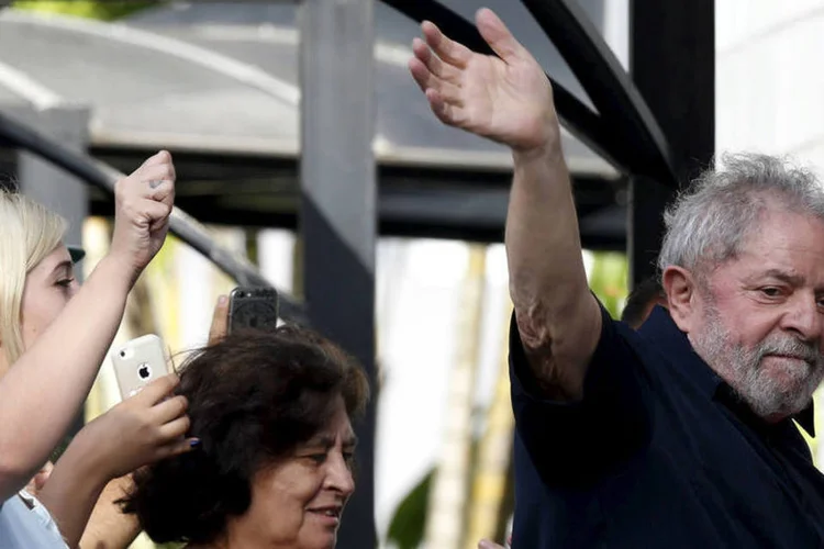
	Ex-presidente Luiz In&aacute;cio Lula da Silva: o HuffPost Brasil reuniu &aacute;udios de algumas das conversas que comprometem Lula
 (Paulo Whitaker / Reuters)