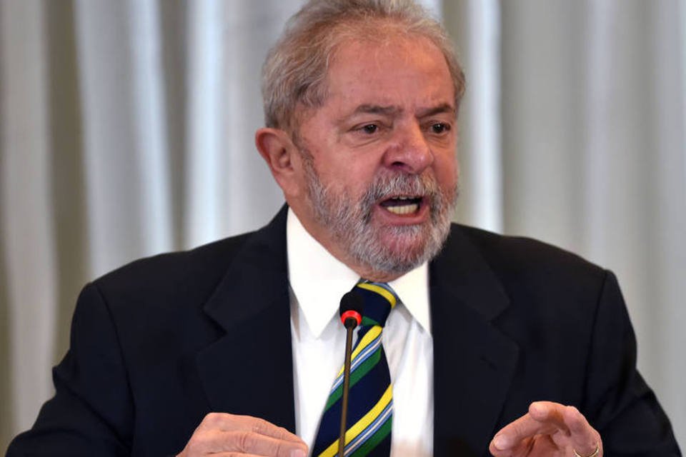 Acompanhe o pronunciamento ao vivo do ex-presidente Lula