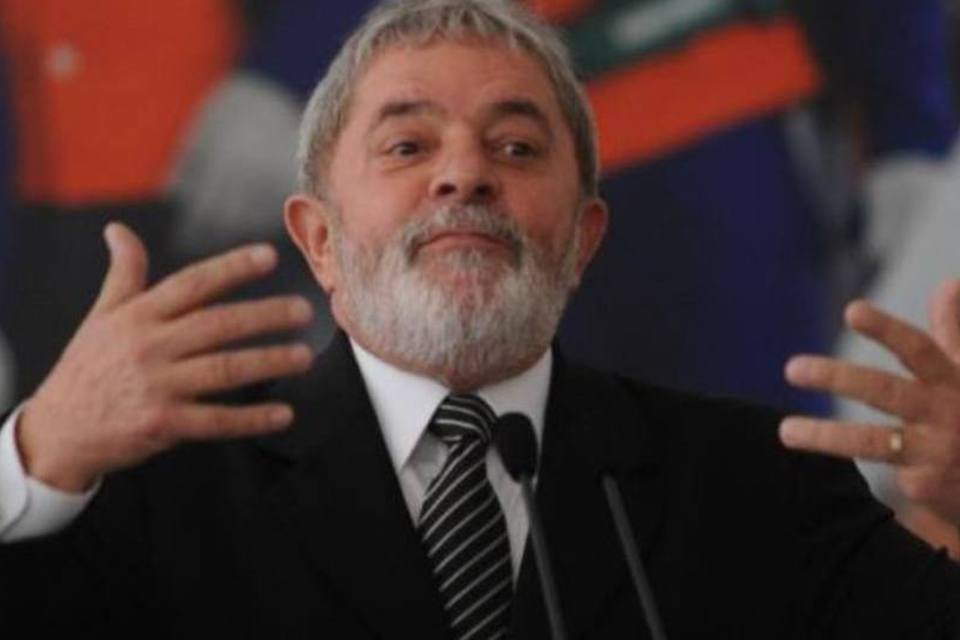 Lula sinaliza que vai participar da campanha de 2012