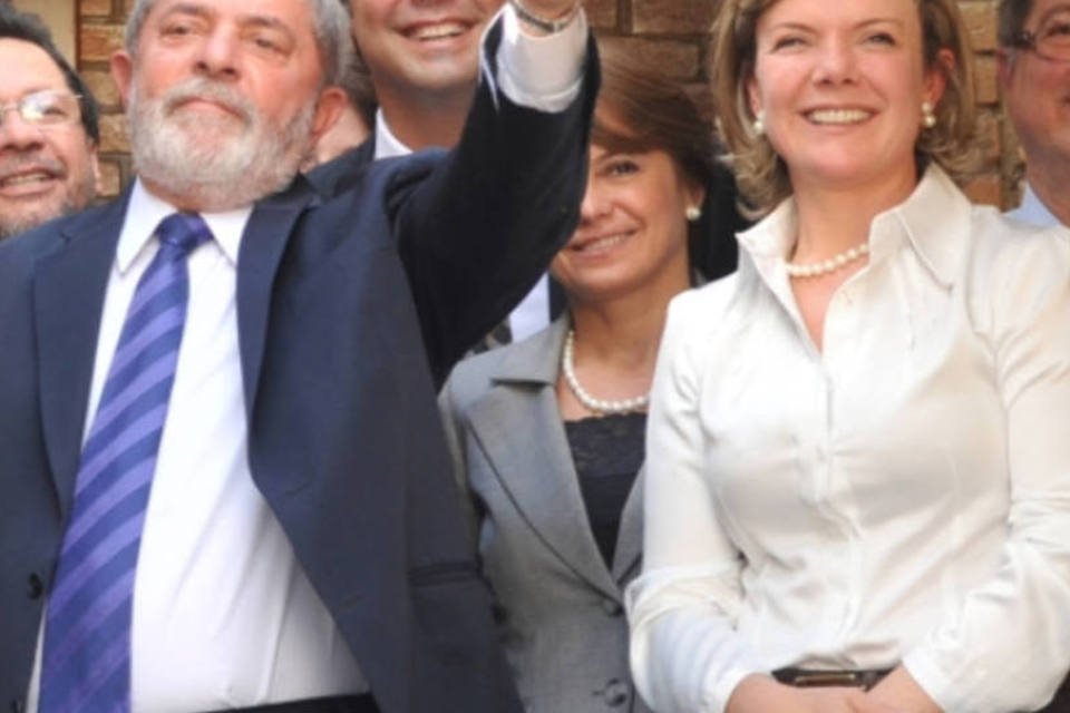 Se Dilma escolheu Gleisi, está certa, diz Lula