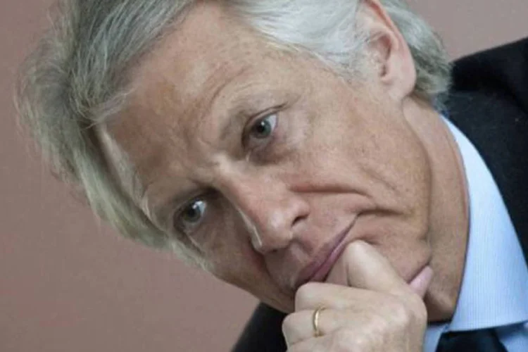 O ex-primeiro-ministro francês Dominique de Villepin: em um comunicado, Dominique de Villepin, protestou a sua inocência (©AFP / Jean-Francois Monier)