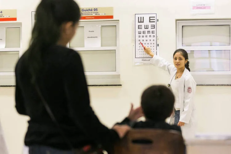 Exames oftalmológicos em São Paulo, organizado pela Secretária de Saúde (Edson Lopes Jr./Divulgação/Governo de São Paulo)