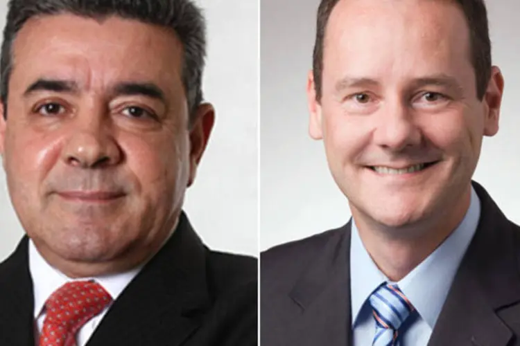 Adilson Primo, ex-CEO da Siemens, (esq.) e Paulo Stark, novo CEO da companhia, (dir.) (Divulgação)