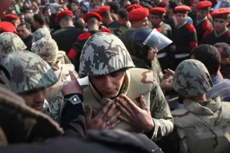 Exército do Egito: junta militar prometeu eleições presidenciais em até 2 meses (John Moore/Getty Images)