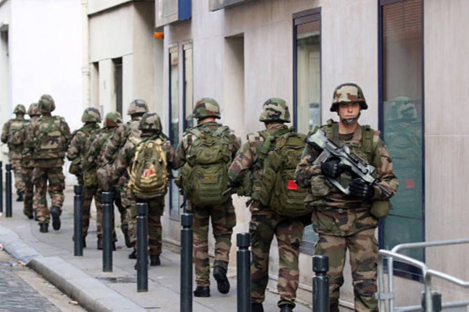 Militares franceses prestam assessoria a rebeldes na Síria