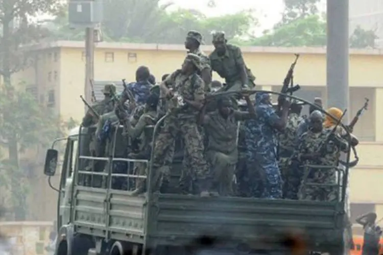 Sanogo sustentou que não havia possibilidades de diálogo com os dirigentes do país e que, por esta razão, 'os altos comandantes do Exército optaram pela via das armas'
 (Habibou Kouyate/AFP)