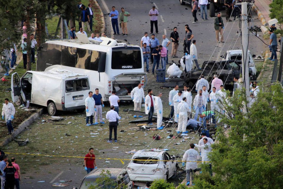 Atentado em cidade turca deixa três mortos e 42 feridos