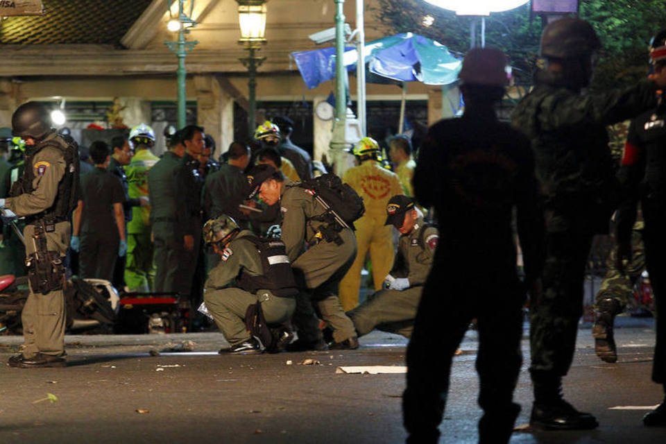 Hong Kong alerta cidadãos para evitarem viagens a Bangcoc