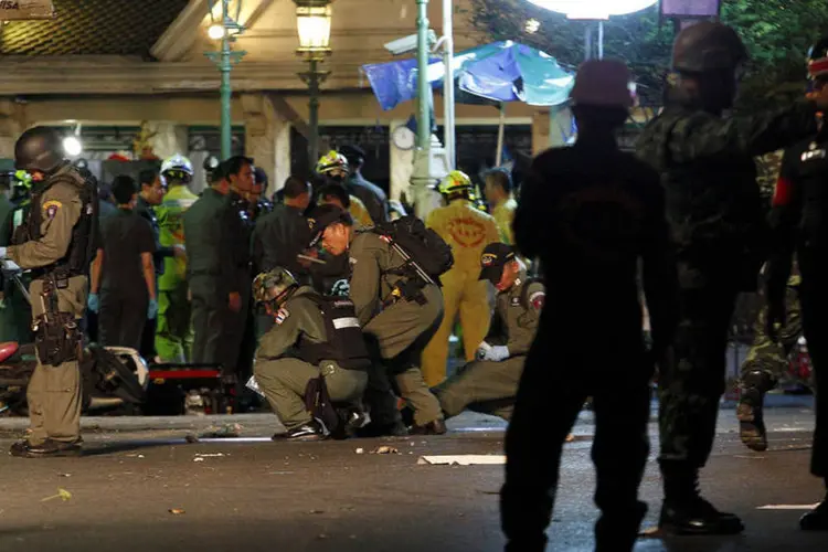 
	Explos&atilde;o em Bangcoc: Pequim condenou o ataque &agrave; bomba e pediu &agrave; Tail&acirc;ndia para investigar e &ldquo;punir severamente&rdquo; os seus autores
 (Reuters/ Kerek Wongsa)