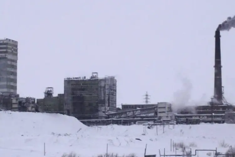 
	Vis&atilde;o geral da mina Vorkutinskaya, na regi&atilde;o russa de Komi
 (REUTERS / Ministério de Emergência da Rússia)