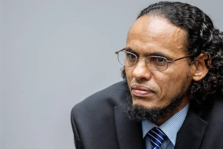 
	Ahmad al-Faqi al-Mahdi: &quot;Declaro-me culpado&quot; de crime de guerra, acrescentou o acusado
 (Patrick Post/Pool/Reuters)