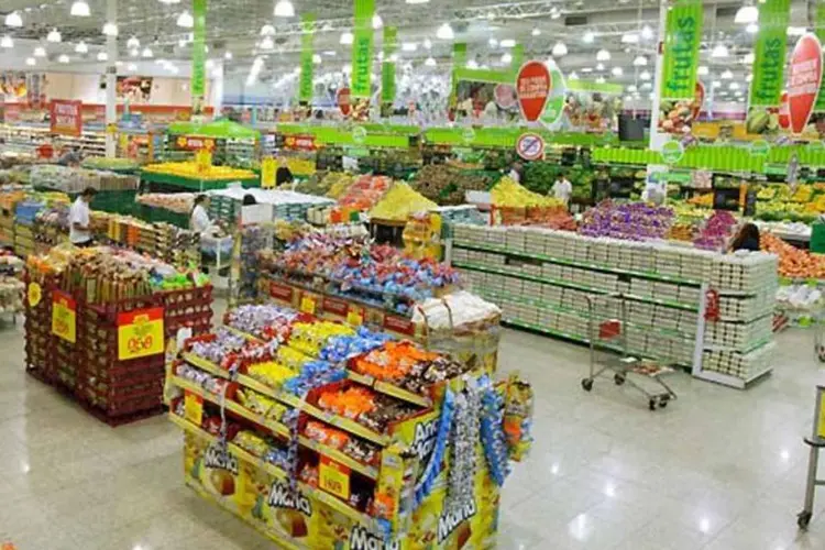 O setor de supermercados, com maior peso na composição do índice global, teve expansão de 2,8% no trimestre, abaixo dos 6,3% de alta registrada no mesmo período de 2010 (Mário Rodrigues)