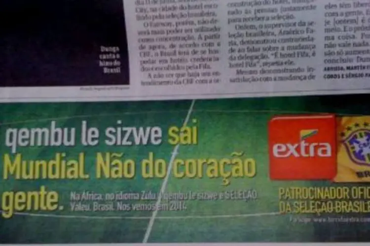 Anúncio da rede Extra foi publicado na edição de hoje da Folha de São Paulo (.)