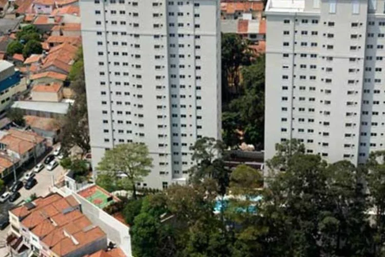 
	Vista a&eacute;rea do empreendimento Splendor Santana, da Eztec: receita l&iacute;quida totalizou R$ 210,755 milh&otilde;es, recuo de 34,8%
 (Divulgação)