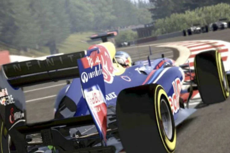 Acima, imagem do game de corrida da Codemasters (Reprodução)