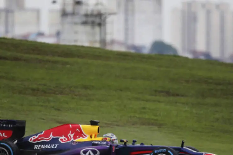 Sebastian Vettel, da Red Bull, pilota no Autódromo de Interlagos (Reuters/Nacho Doce)