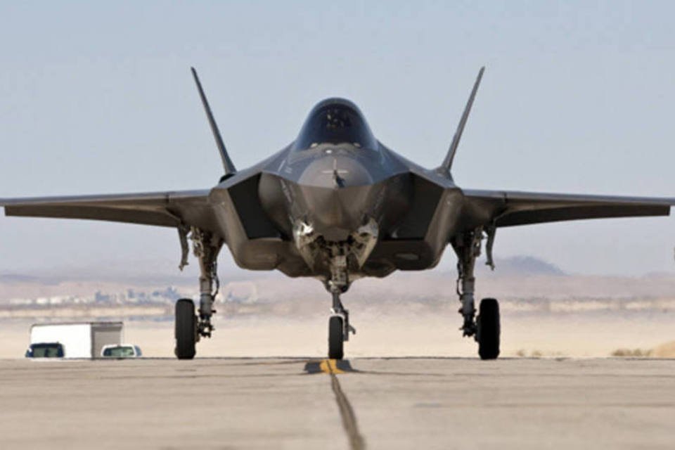 Tecnologia reduz custo de investimento no F-35, diz Lockheed