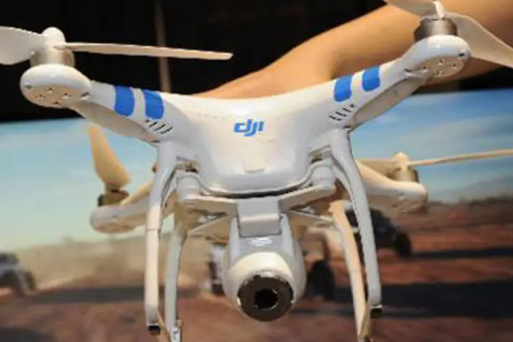 Um drone DJI Innovations DJI Phantom 2 Vision é apresentado na CES de Las Vegas em 5 de janeiro de 2014 (Robyn Beck/AFP)