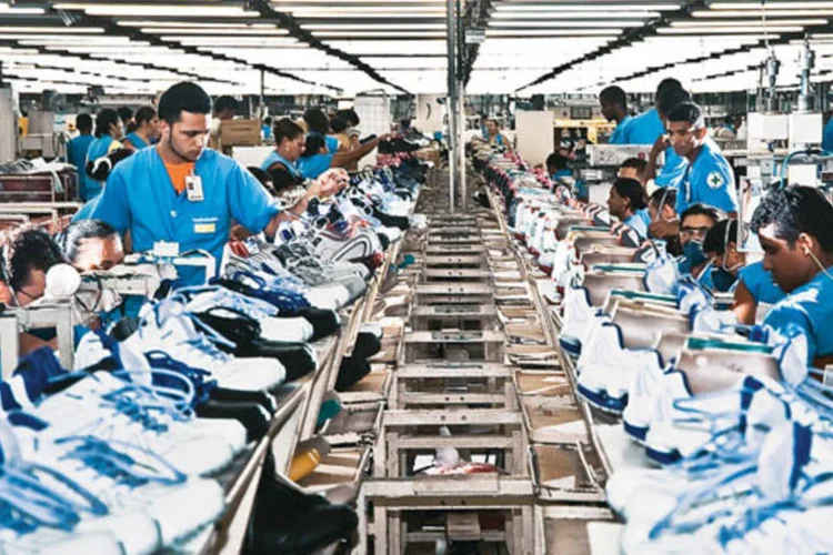 No aspecto mundial, o relatório indica que, embora o crescimento econômico tenha se reativado em algumas regiões, a situação global de emprego é alarmante (Drawlio Joca/EXAME.com)